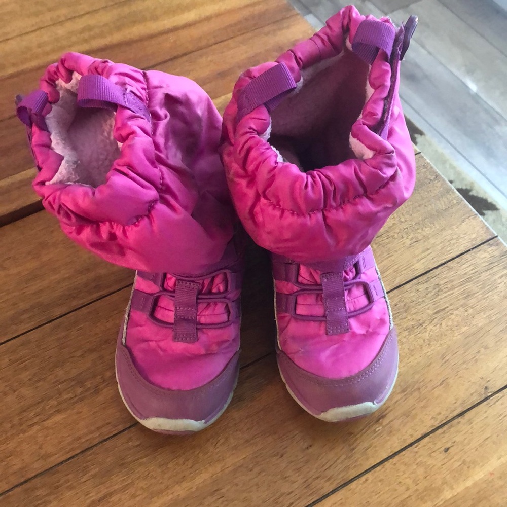 Girls stride rite sneaker snow boots sz 12W